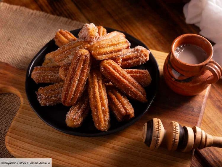 "Une recette inspirée de mes souvenirs d'enfance au Pays-Basque espagnol" : la recette des churros d'Hélène Darroze