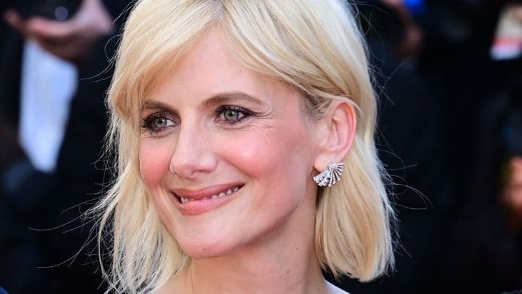 Mélanie Laurent (42 ans) en feu sur le tapis rouge, elle se trémousse devant Quentin Tarantino et c'est chaud