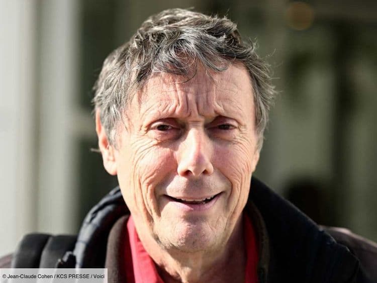 Antoine de Maximy en couple avec Magali, de 20 ans sa cadette, il se livre comme rarement : "On est ensemble depuis quatre ans..."
