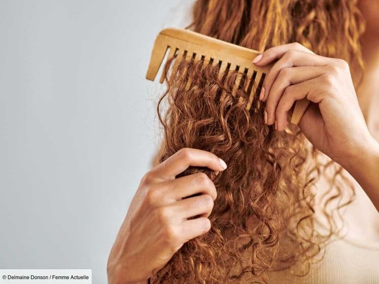 Cheveux texturés : la technique express d’une trichologue pour les démêler sans les fragiliser
