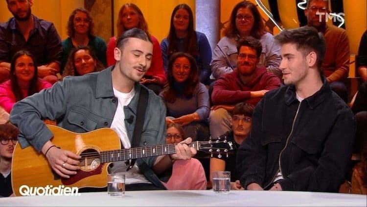 Pierre Garnier vient-il d’annoncer sa rupture avec l’artiste Belge Iliona Roulin à la radio ?