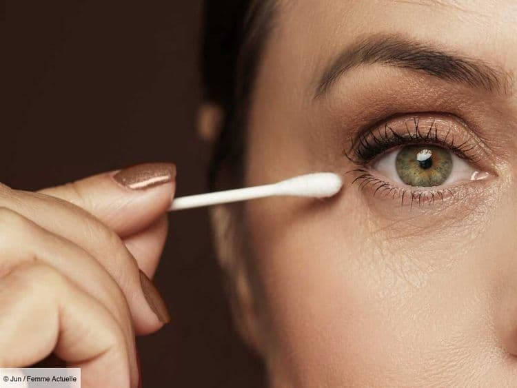 Voici comment réussir son maquillage des yeux sans pinceaux, avec un simple coton-tige !