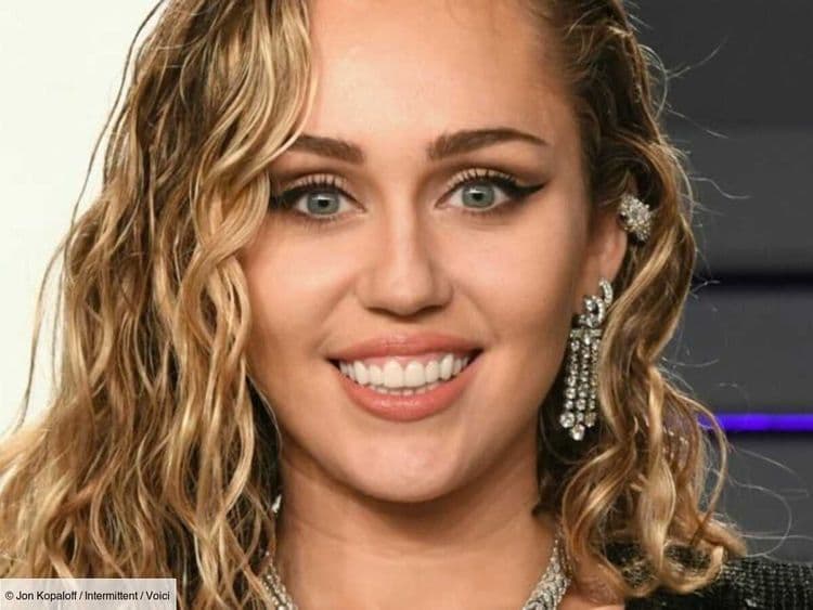 Miley Cyrus a une lésion au niveau des cordes vocales, la chanteuse explique pourquoi elle ne veut surtout pas se faire opérer