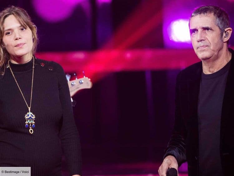 "Il n'a jamais..." : la fille de Julien Clerc révèle ce qu'il a refusé de faire pour elle lorsqu'elle s'est lancée dans la chanson