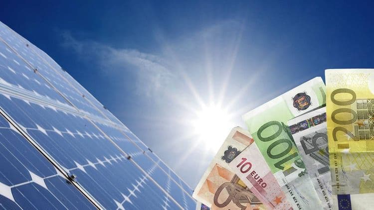 Panneaux photovoltaïques : ce qui va changer pour le prix de votre électricité et les aides