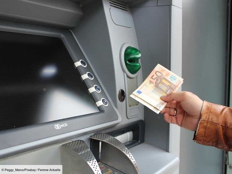 Disparition des agences bancaires : distributeurs de billets, dépôts d'espèces... tout ce qui va certainement changer