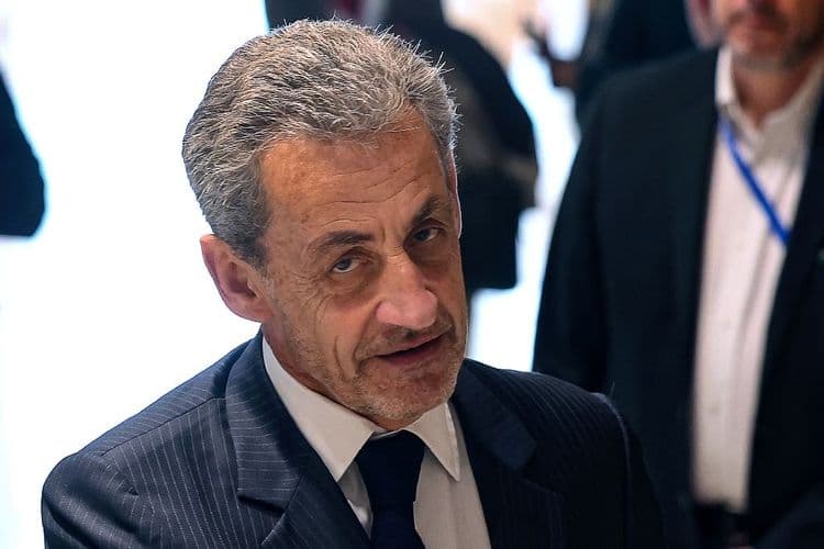 Recours en justice pour le retrait de la Légion d'honneur de Sarkozy