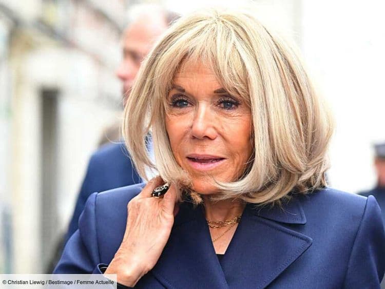 Brigitte et Emmanuel Macron au Vietnam : la Première dame apparait en robe de gala rose au col scintillant pour un dîner d’État