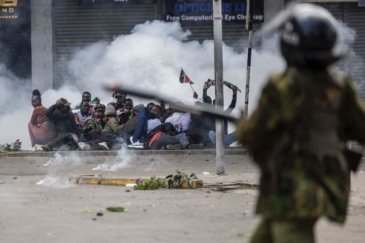 Manifestations violentes au Kenya: deux morts et au moins 300 blessés