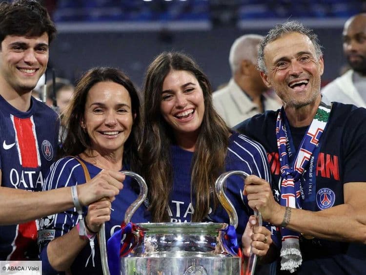 "On ne verra rien de plus beau ce soir" : le bouleversant cadeau des supporters du PSG à Luis Enrique à l'issue de la finale de la Ligue des Champions