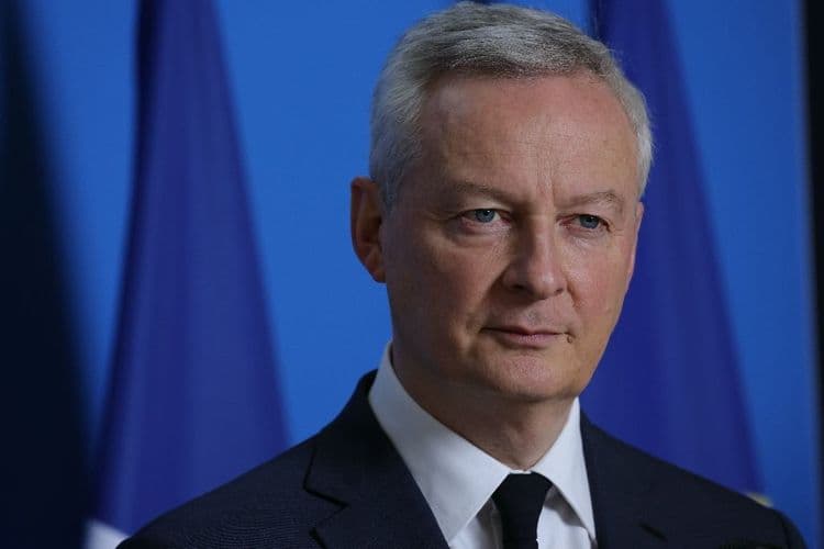 Entre Bercy et le ministère du Travail, "deux salles, deux ambiances"