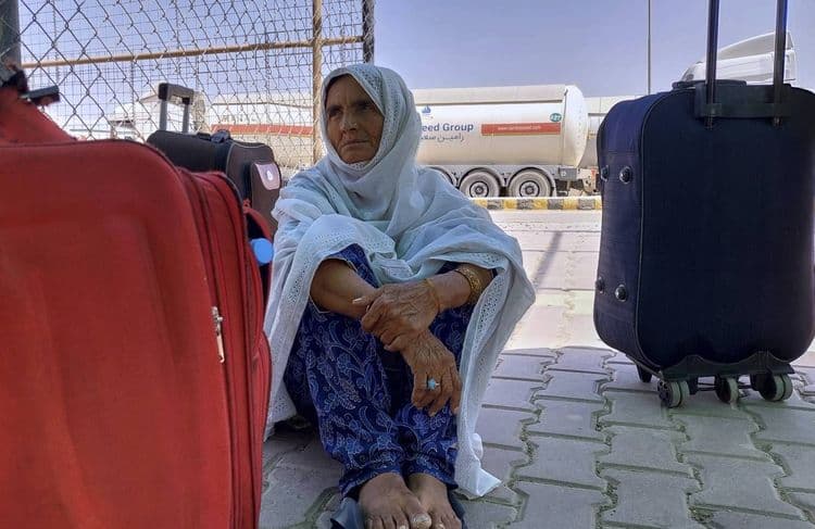 « Je vais pleurer » : fuyant la guerre Iran-Israël, les réfugiées témoignent de leur détresse
