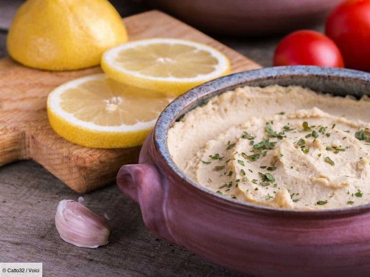 Crème d'ail rôtie : le dip apéro facile à cuisiner pour changer de la tapenade