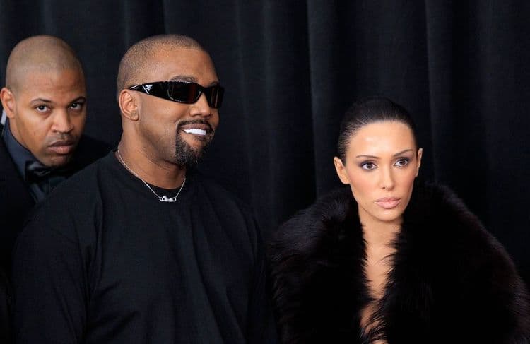 Kanye West : la tenue transparente de son épouse Bianca Censori fait scandale en Espagne