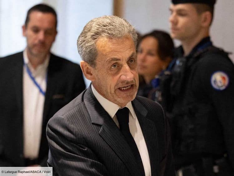 Nicolas Sarkozy a retiré son bracelet électronique : ce qu'il a fait tout de suite après pour Carla Bruni