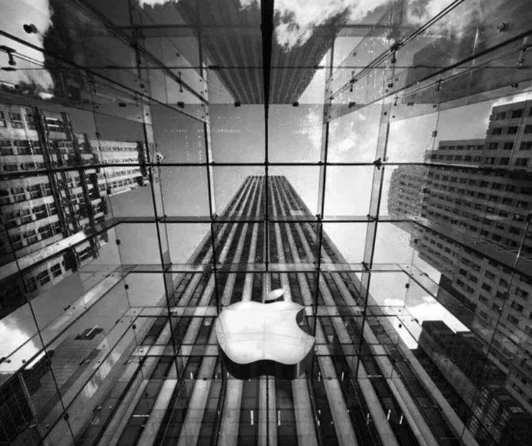Apple risque une amende colossale pour violation des règles sur la concurrence de l’UE
