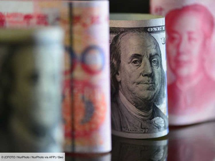 Le dollar américain dégringole, le yuan chinois rigole