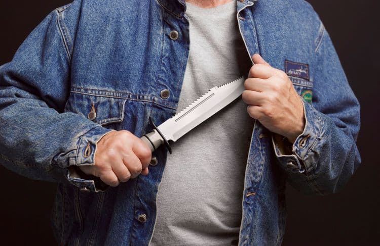 Violences chez les mineurs : que sont ces « couteaux zombies » qui inquiètent autant les autorités ?