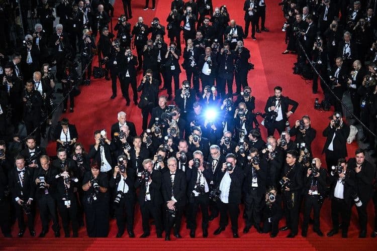 Robert Pattinson et Jennifer Lawrence, attractions du jour à Cannes