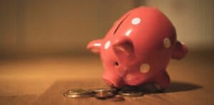 Comment parler des problèmes d’argent à ses enfants sans les faire paniquer?
