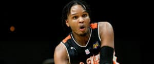 Elite: Carlton rejoint les Mets