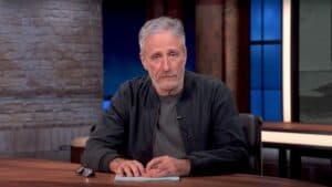 La série The Problem With Jon Stewart annulée à cause, notamment, de la Chine et de l’IA