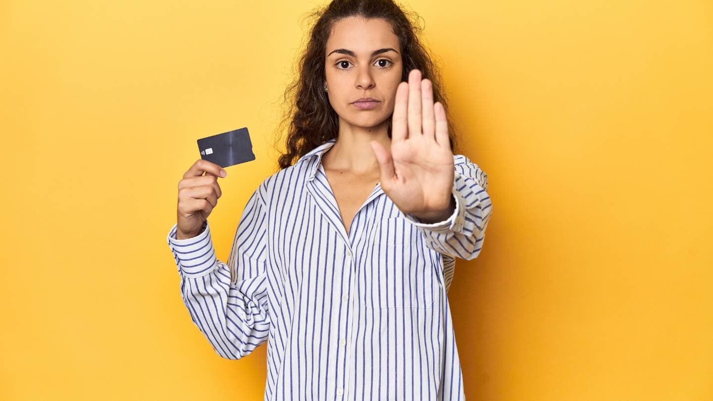 « Je refuse le sans contact sur ma carte bancaire »… Ces Français qui redoutent la fraude (à tort ?)