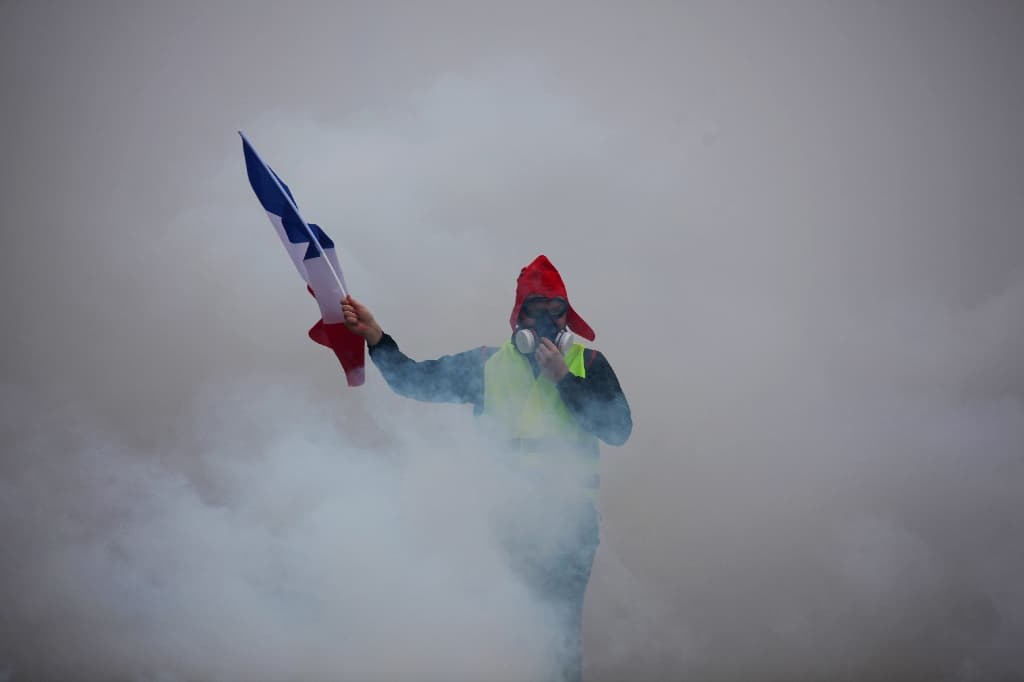 Cinq ans après, ce que les « gilets jaunes » ont changé à la stratégie du maintien de l’ordre