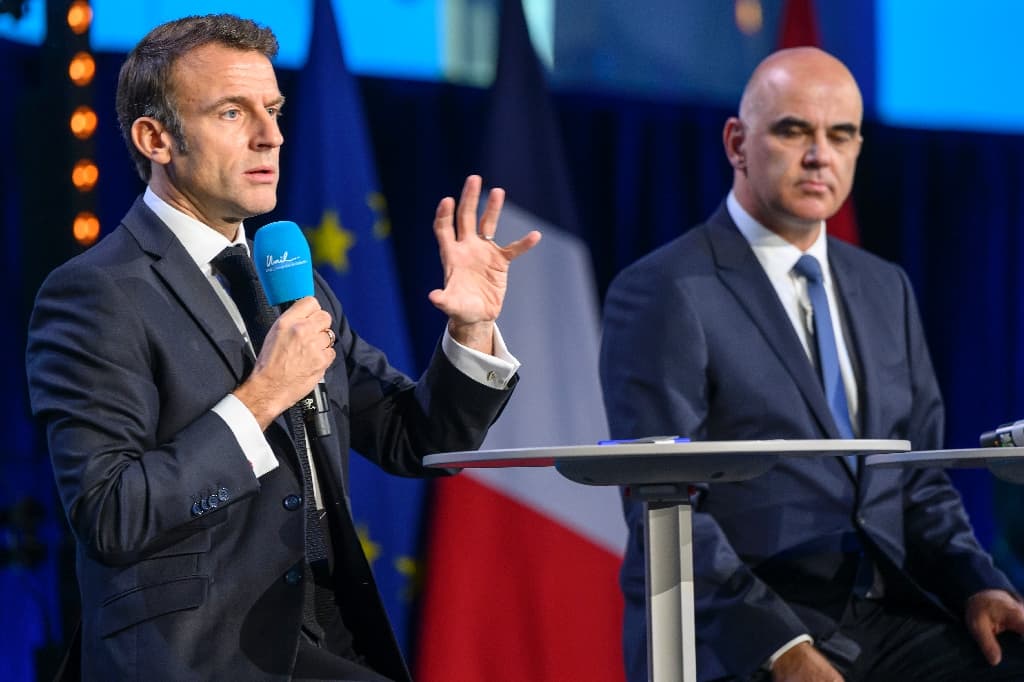 Macron prône « l’unité » de l’Europe mais reconnaît ses divisions sur le Proche-Orient