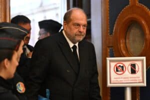 A son procès, Eric Dupond-Moretti égal à lui-même face aux accusations « lunaires » de conflits d’intérêts