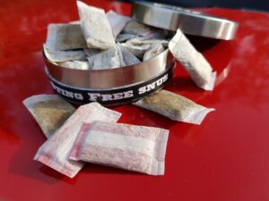 Sachets de nicotine ou de tabac : un risque pour les jeunes avec de nombreuse intoxications indique l’Anses