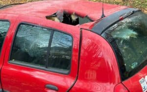 Strasbourg : non, la pierre qui a troué une voiture n’est pas une météorite