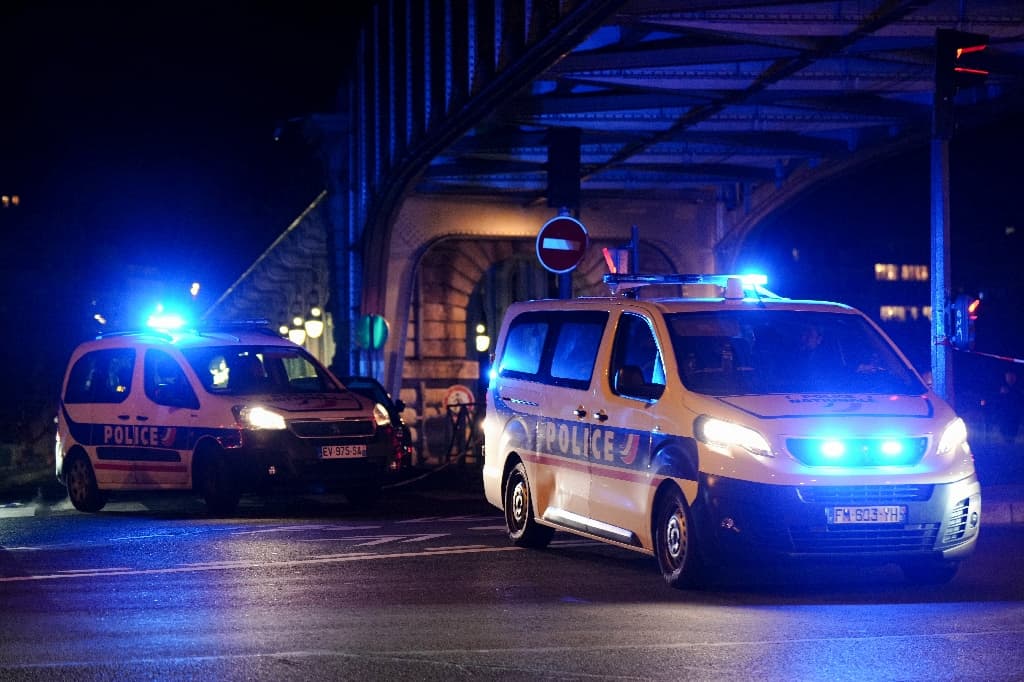 Réactions politiques à l’attaque au couteau à Paris