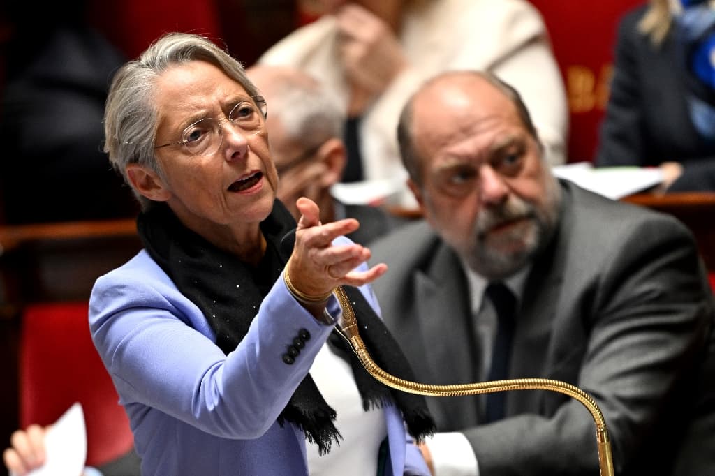 Borne accuse le RN d' »alimenter les polémiques » et de voter contre les mesures antiterroristes