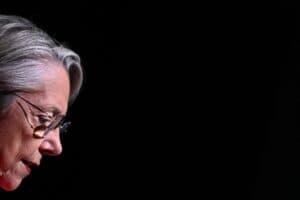 Borne a le « sentiment du devoir accompli » et nie toute crise dans la majorité