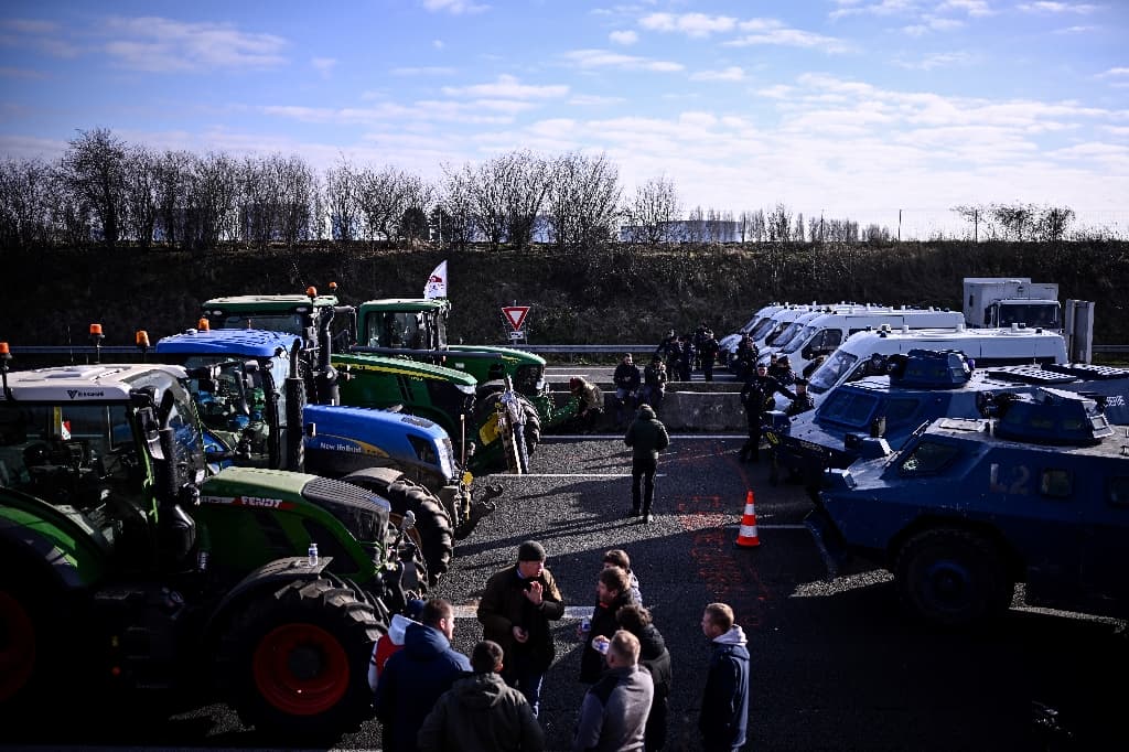 Brève incursion à Rungis, la colère des agriculteurs ne retombe pas