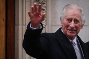 Kate et Charles quittent l’hôpital et poursuivent leur convalescence