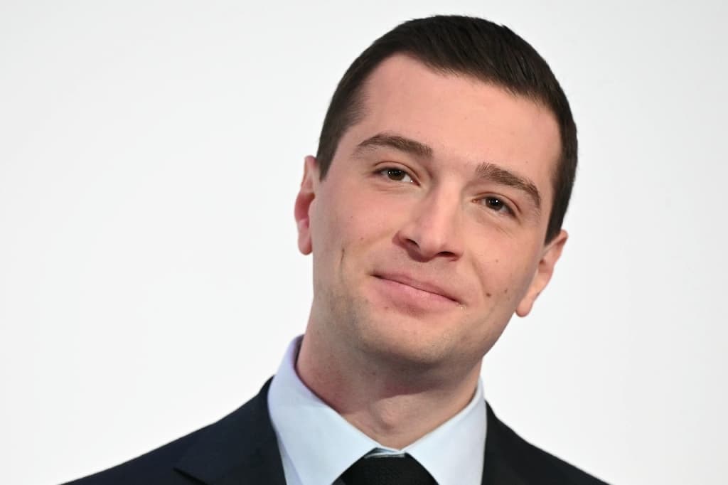 Complément d’enquête sur Bardella: France TV maintient malgré une mise en demeure