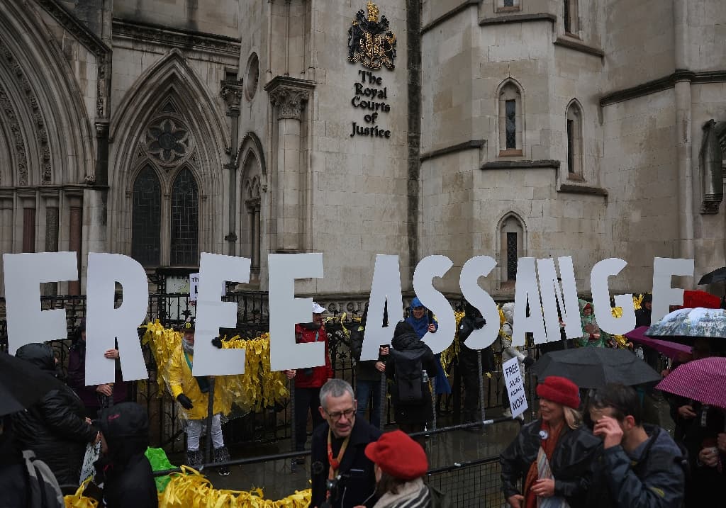 Après deux jours d’audience, décision en délibéré pour Assange