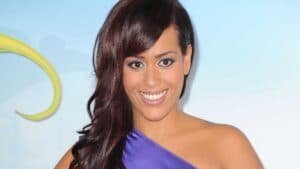 Amel Bent : la chanteuse réapparaît les cheveux plus courts que jamais et annonce une terrible nouvelle !