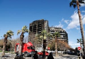 Espagne: le bilan de l’incendie de Valence revu en baisse à 9 morts
