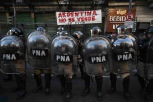 Argentine: l’élan dérégulateur de Milei à l’épreuve du Parlement