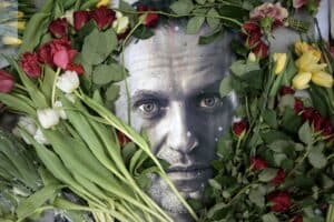 Navalny: sa veuve Ioulia Navalnaïa promet de poursuivre le combat