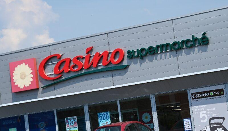 Craignant une « vente à la découpe » de Casino, les syndicats appellent à la mobilisation mardi