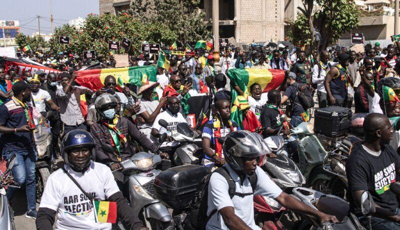 Crise au Sénégal: des milliers d’opposants ont pu marcher dans le calme