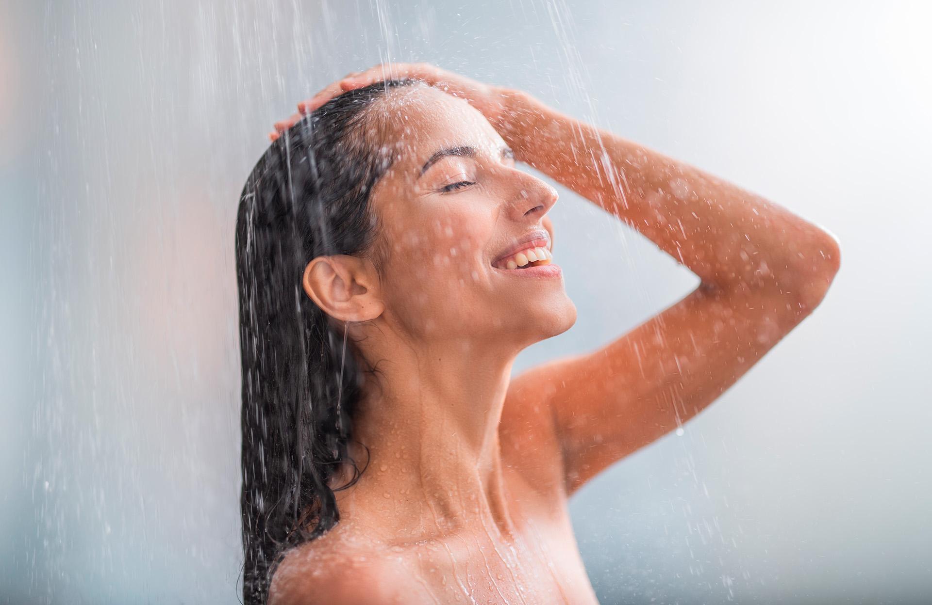 Cette façon de prendre votre douche va changer votre journée
