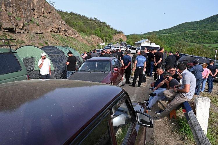"Nous n'abandonnerons pas": des Arméniens combattent le transfert de terres à l'Azerbaïdjan