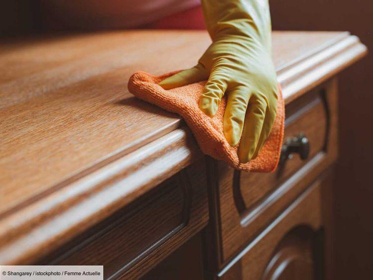 3 astuces naturelles pour nettoyer un vieux meuble en bois