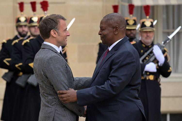 France et Centrafrique adoptent une "feuille de route" pour relancer leur relation